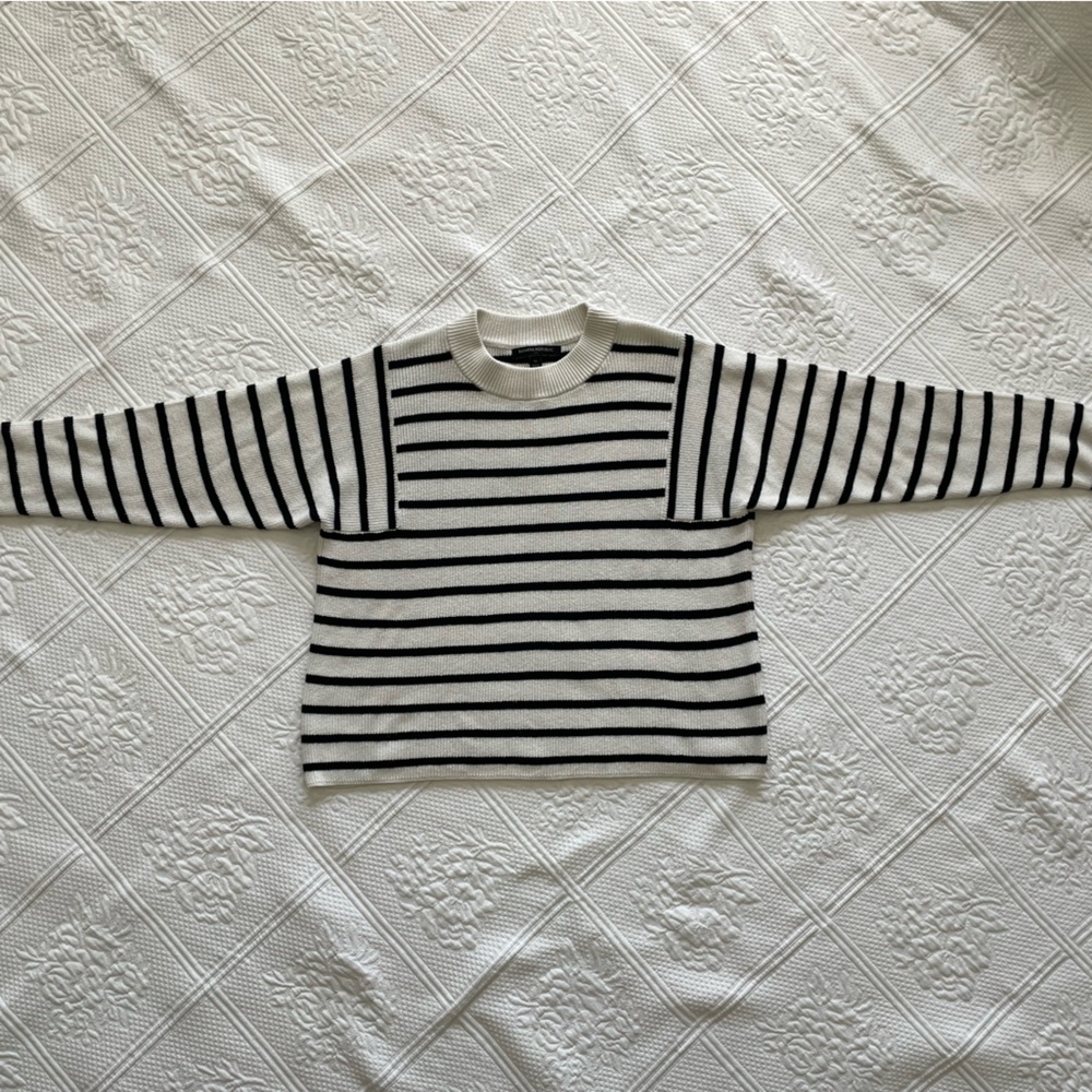 Banana Republic Crewneck Ribbed Striped Sweater Merino Wool Blend Cream Black M - Picture 4 of 14